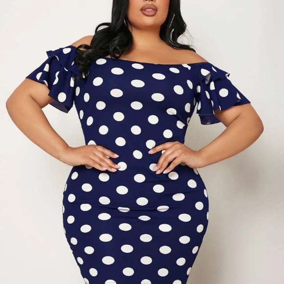 Pokwdot dress - Picture 2 of 3